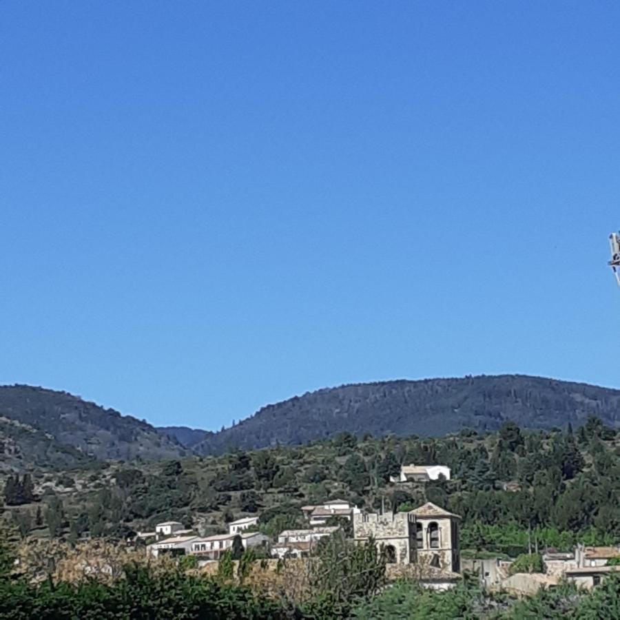 Les Deux Arches Bed and Breakfast Caunes-Minervois Esterno foto